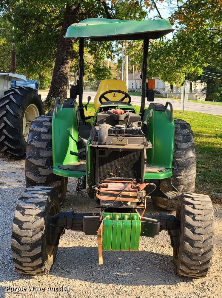 image for item DY9984 John Deere 4610  MFWD tractor