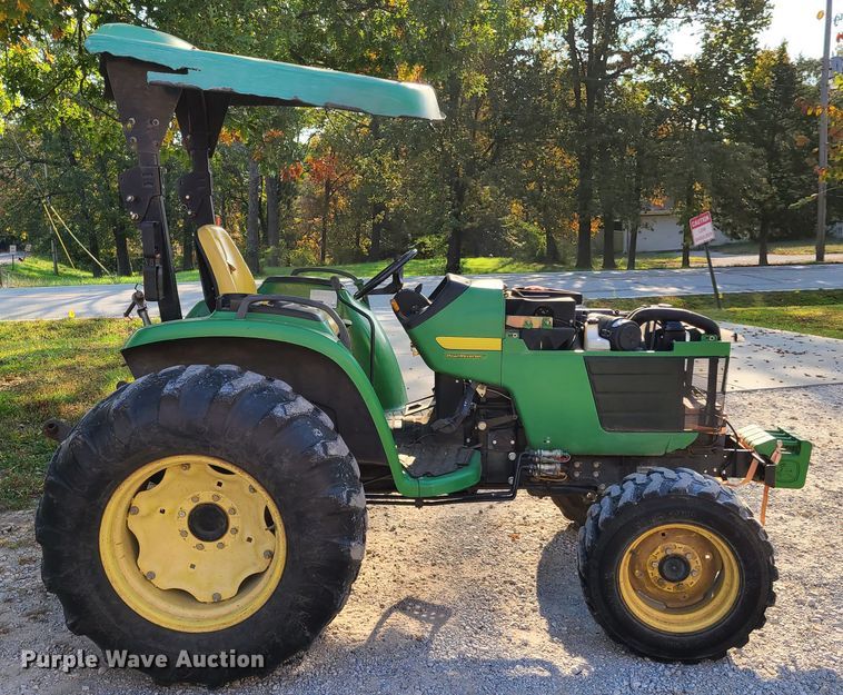 image for item DY9984 John Deere 4610  MFWD tractor