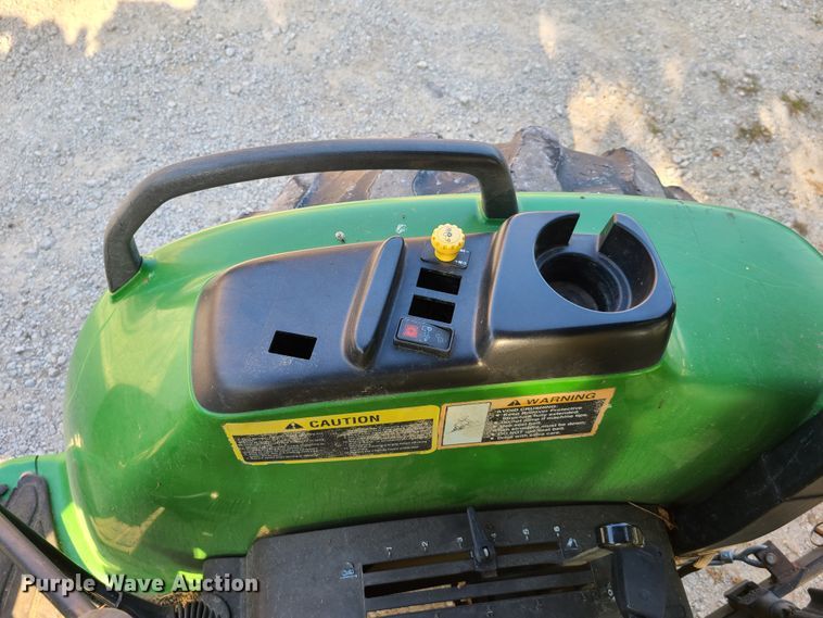 image for item DY9984 John Deere 4610  MFWD tractor