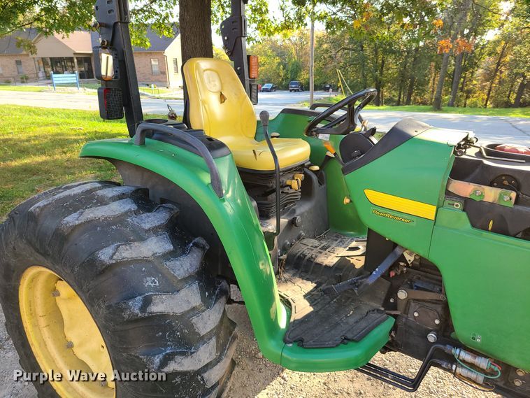 image for item DY9984 John Deere 4610  MFWD tractor