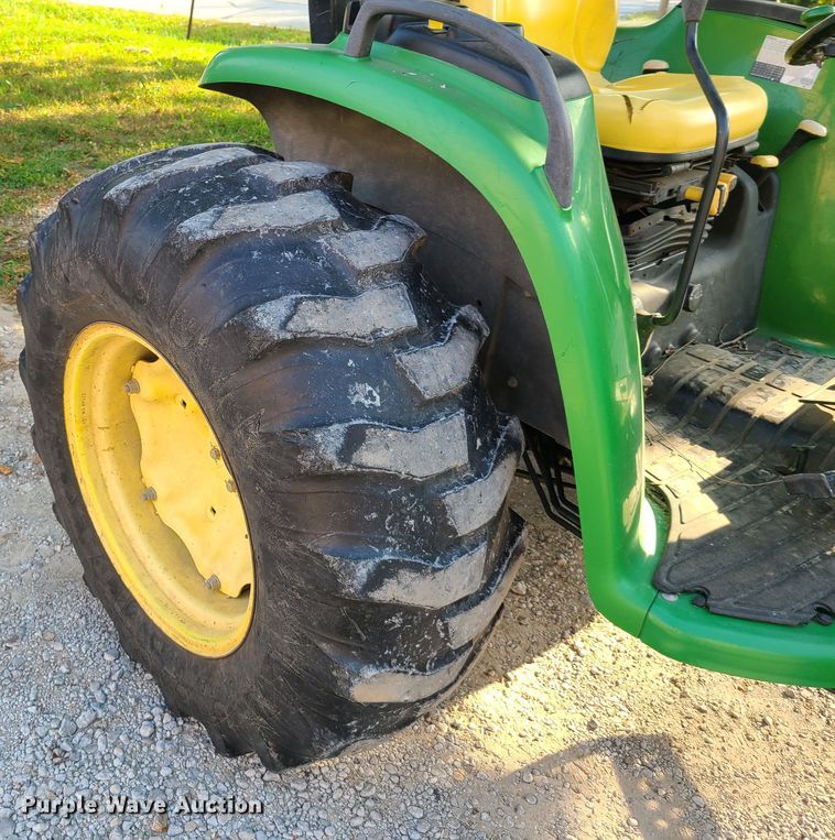 image for item DY9984 John Deere 4610  MFWD tractor
