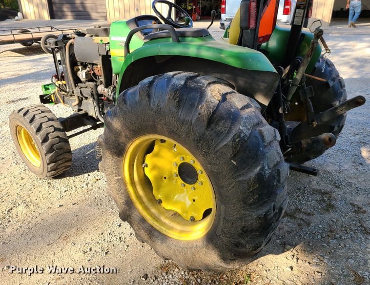 image for item DY9984 John Deere 4610  MFWD tractor