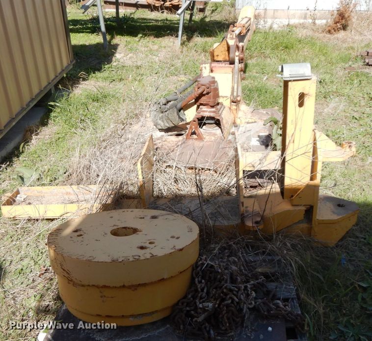 image for item FG9523 Tiger 4987 side boom rotary mower