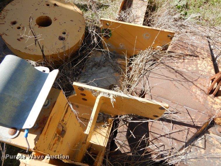 image for item FG9523 Tiger 4987 side boom rotary mower