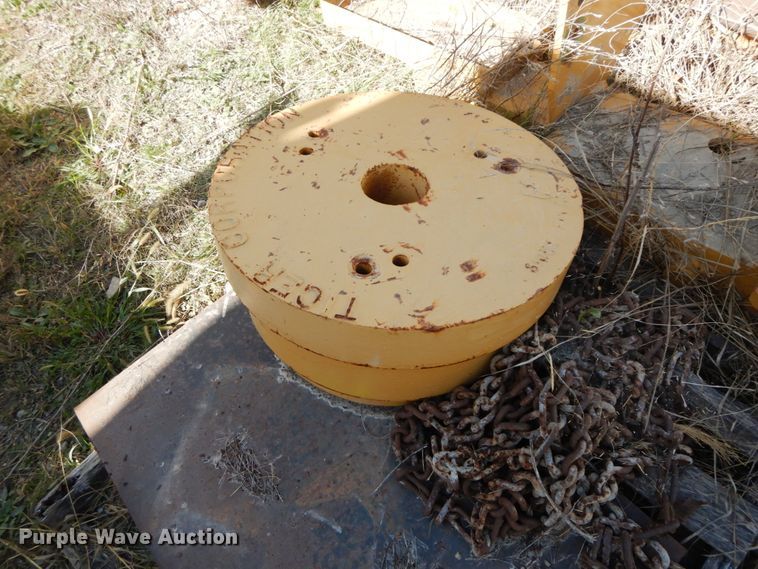 image for item FG9523 Tiger 4987 side boom rotary mower