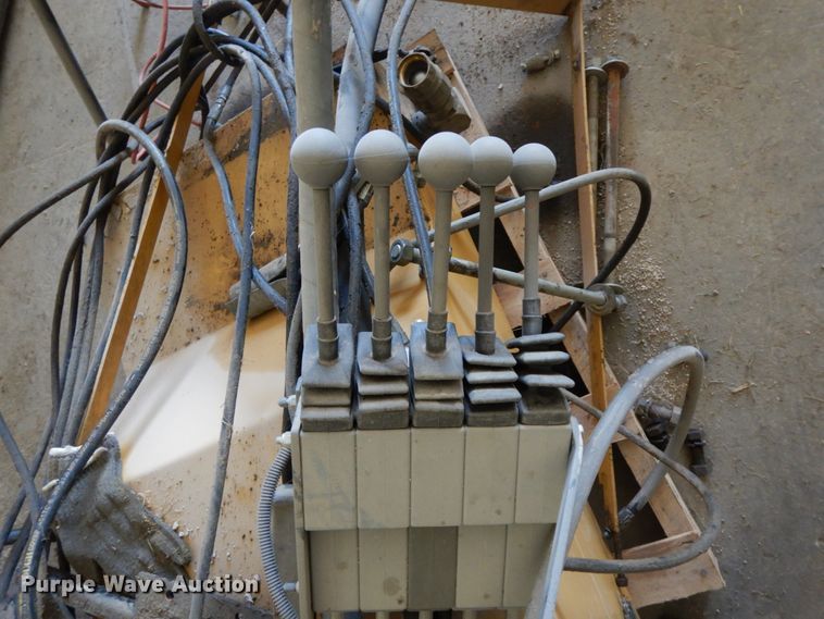 image for item FG9523 Tiger 4987 side boom rotary mower