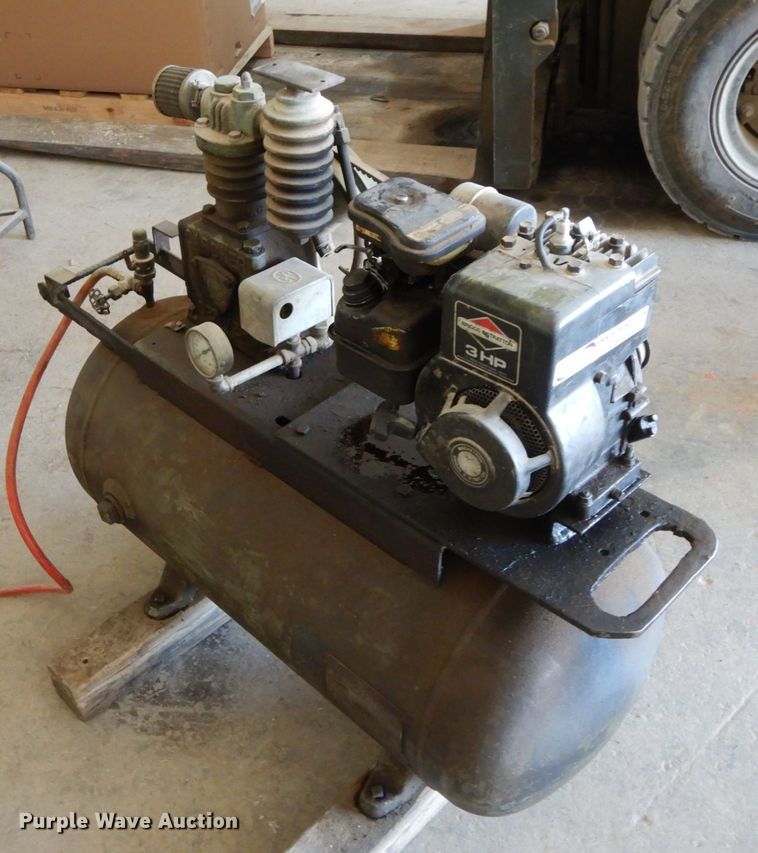 image for item FG9524 Gardner Denver ACB1010  air compressor