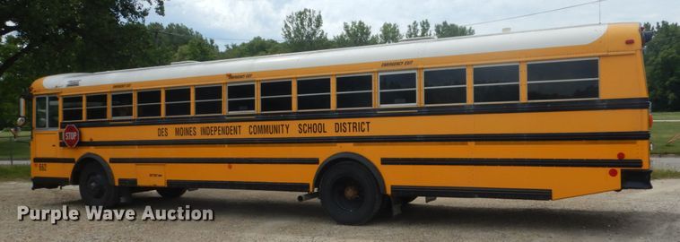 image for item FK9326 2003 Thomas Built Saf-T-Liner MVP EF  school bus