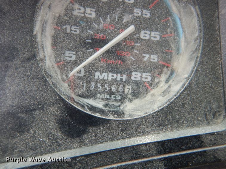 image for item FK9326 2003 Thomas Built Saf-T-Liner MVP EF  school bus