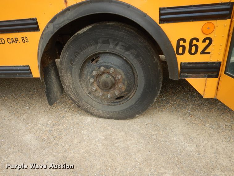 image for item FK9326 2003 Thomas Built Saf-T-Liner MVP EF  school bus