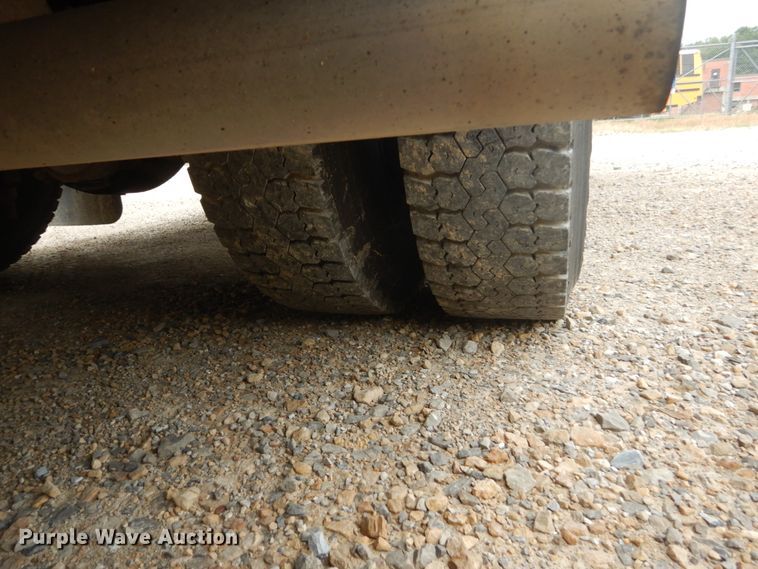 image for item FK9326 2003 Thomas Built Saf-T-Liner MVP EF  school bus