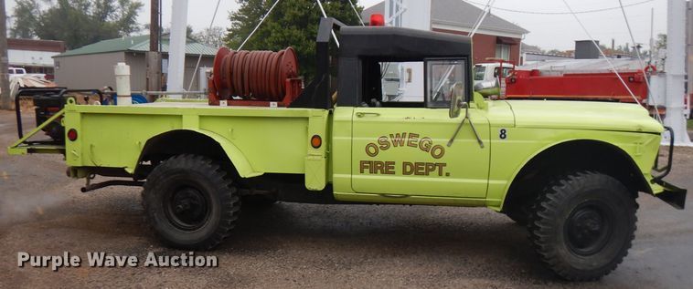 image for item FR9047 1968 Kaiser Jeep 3521  brush fire truck