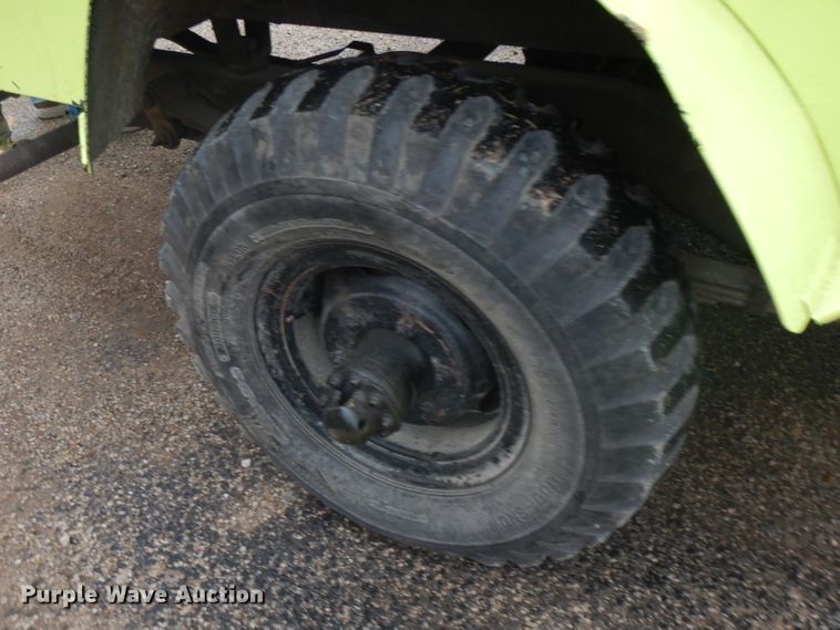 image for item FR9047 1968 Kaiser Jeep 3521  brush fire truck