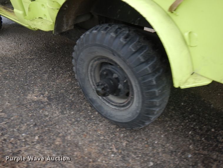 image for item FR9047 1968 Kaiser Jeep 3521  brush fire truck