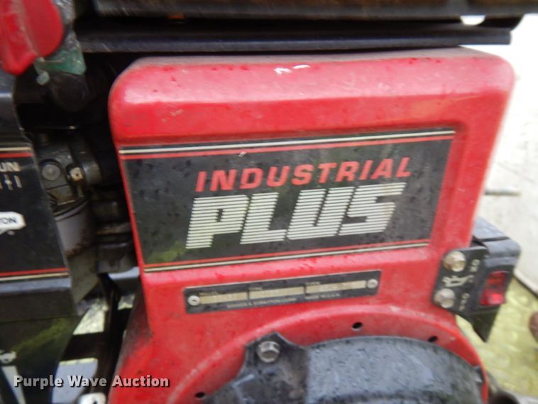 image for item FR9047 1968 Kaiser Jeep 3521  brush fire truck