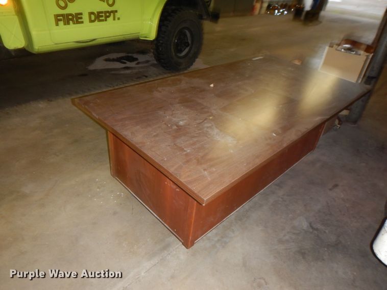 image for item FR9048 Wood desk