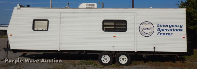 image for item FR9102 2006 Fleetwood  camper