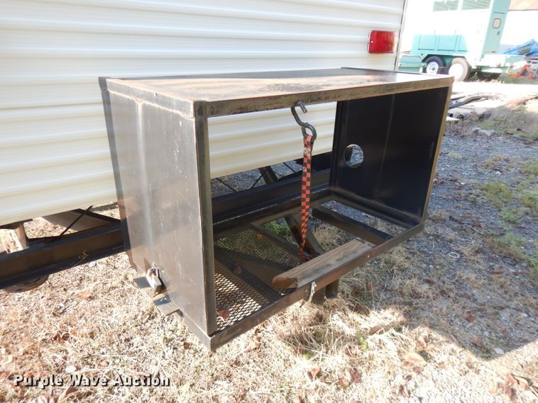 image for item FR9102 2006 Fleetwood  camper