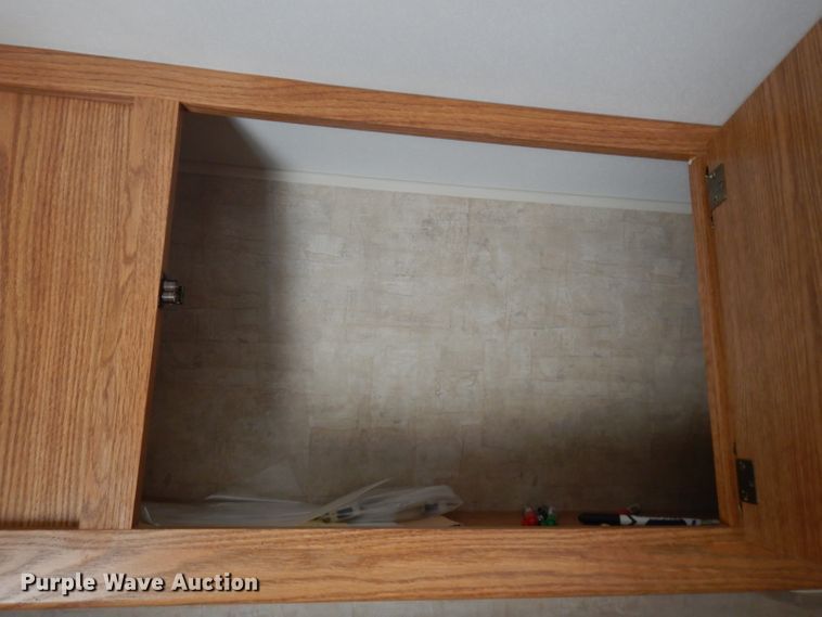 image for item FR9102 2006 Fleetwood  camper