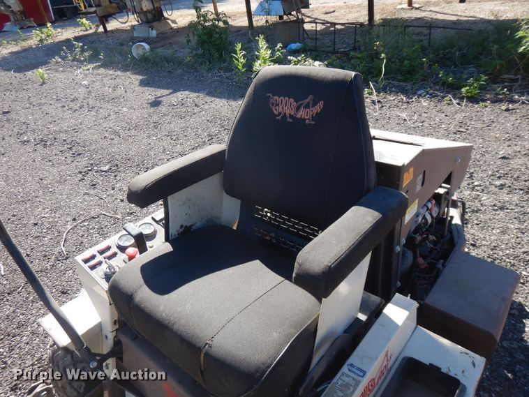 image for item FR9117 Grasshopper 928D ZTR lawn mower