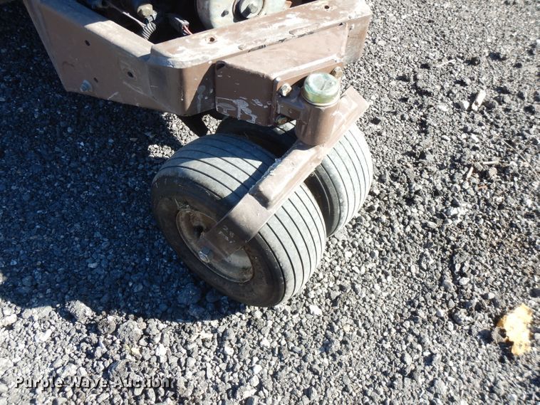 image for item FR9117 Grasshopper 928D ZTR lawn mower