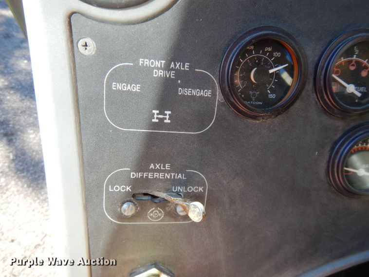 image for item FR9118 2002 Gradall XL3100  rubber tired excavator