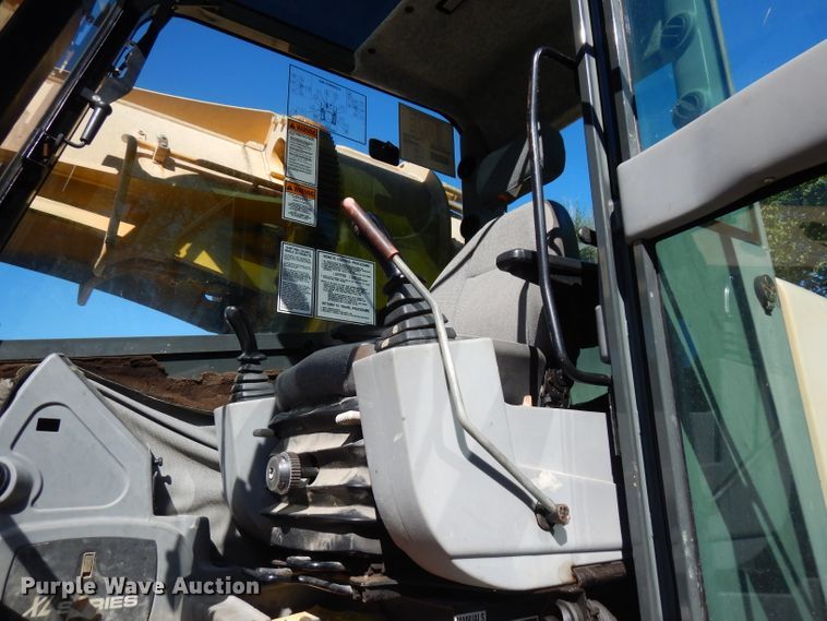 image for item FR9118 2002 Gradall XL3100  rubber tired excavator