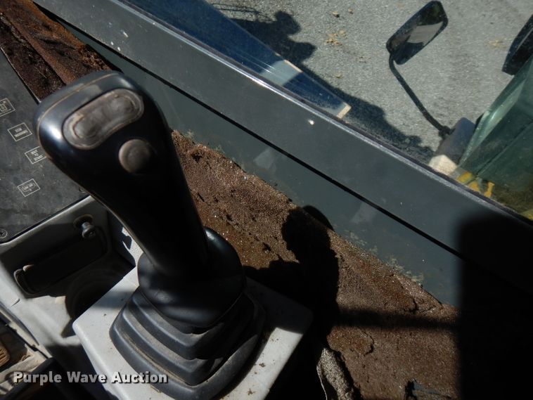 image for item FR9118 2002 Gradall XL3100  rubber tired excavator