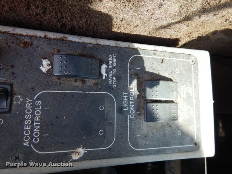 image for item FR9118 2002 Gradall XL3100  rubber tired excavator