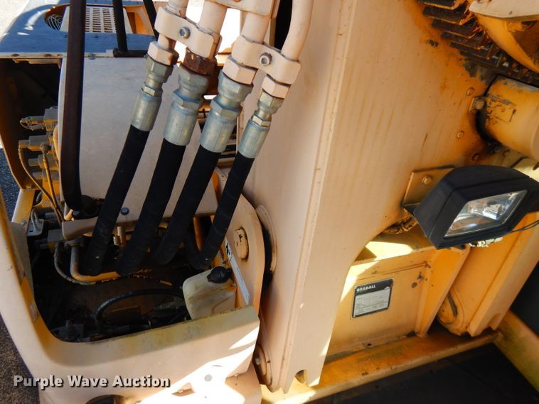 image for item FR9118 2002 Gradall XL3100  rubber tired excavator