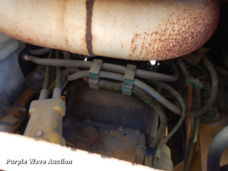 image for item FR9118 2002 Gradall XL3100  rubber tired excavator