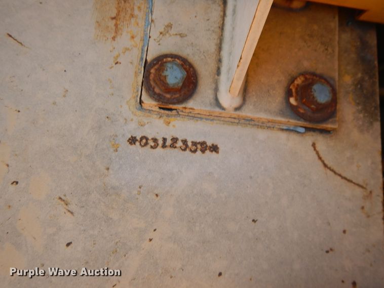 image for item FR9118 2002 Gradall XL3100  rubber tired excavator