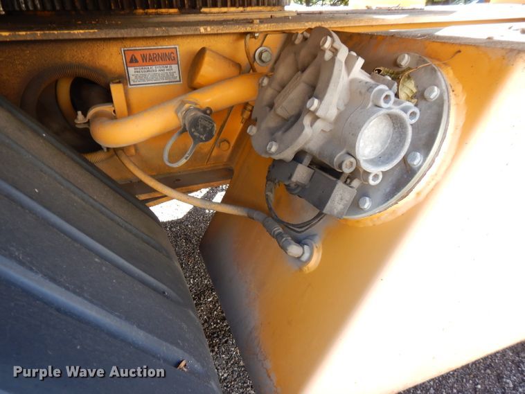 image for item FR9118 2002 Gradall XL3100  rubber tired excavator