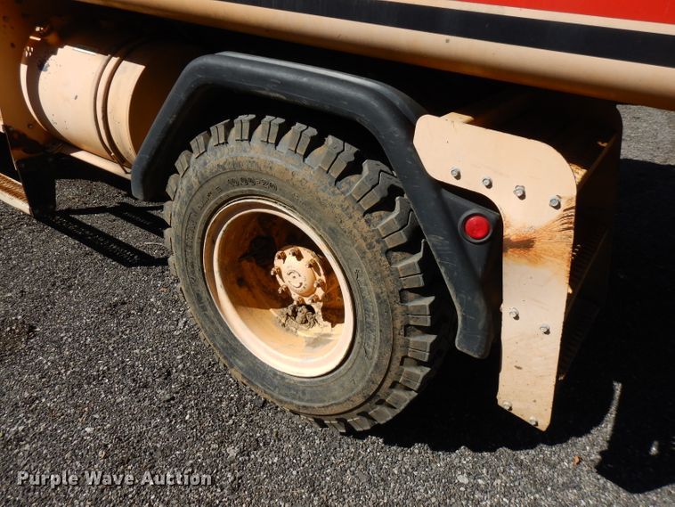 image for item FR9118 2002 Gradall XL3100  rubber tired excavator