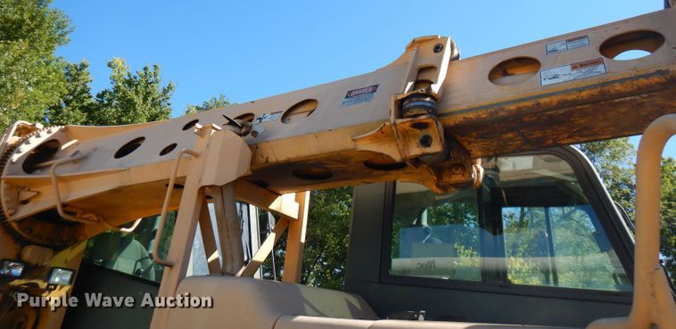 image for item FR9118 2002 Gradall XL3100  rubber tired excavator