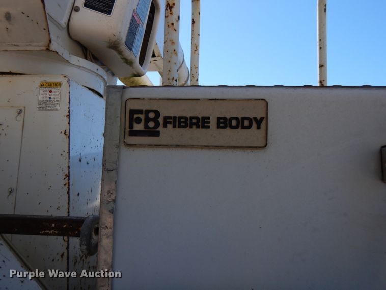 image for item FR9120 1999 Freightliner FL80  bucket truck