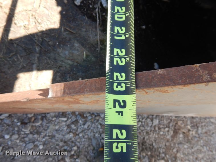 image for item FR9122 (2) backhoe buckets