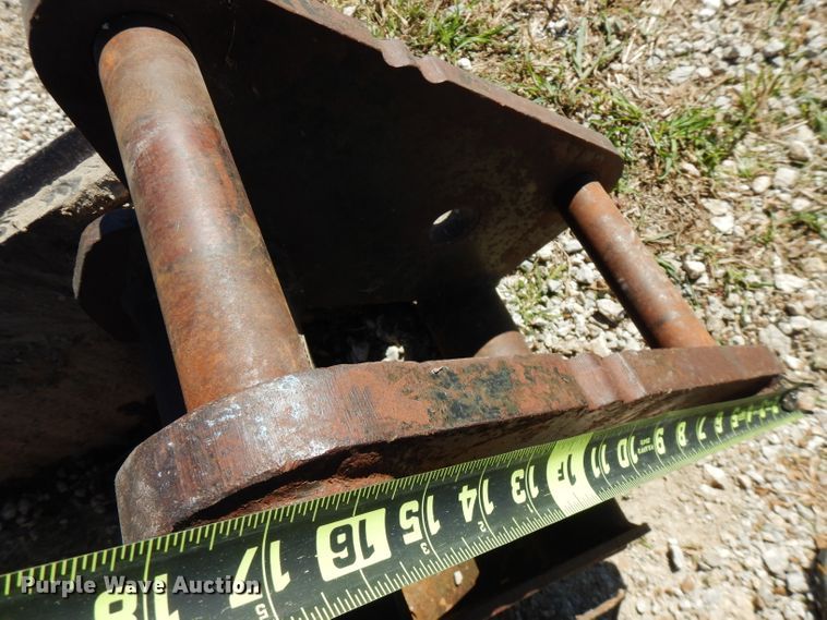 image for item FR9122 (2) backhoe buckets