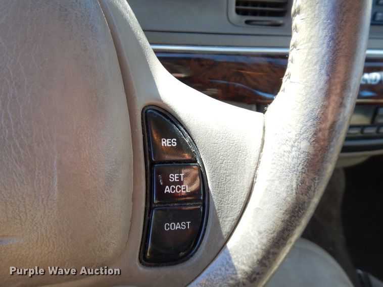 image for item FR9126 2004 Mercury Grand Marquis