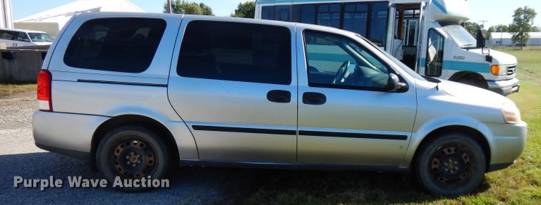 image for item FR9129 2006 Chevrolet Uplander LS  van