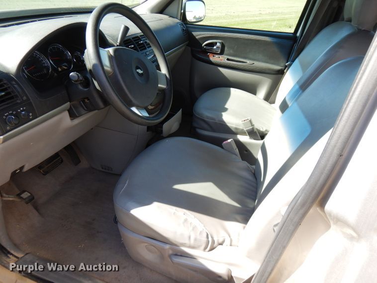 image for item FR9129 2006 Chevrolet Uplander LS  van