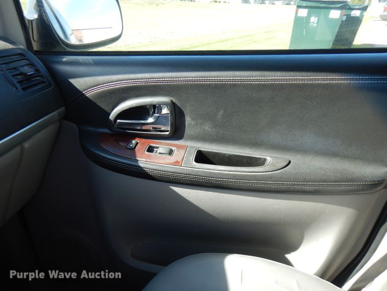 image for item FR9129 2006 Chevrolet Uplander LS  van