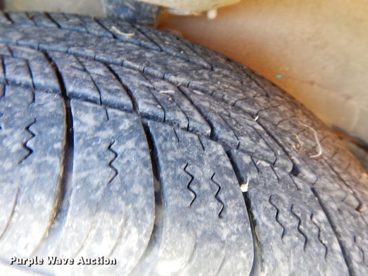 image for item FR9129 2006 Chevrolet Uplander LS  van