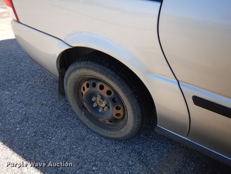 image for item FR9129 2006 Chevrolet Uplander LS  van