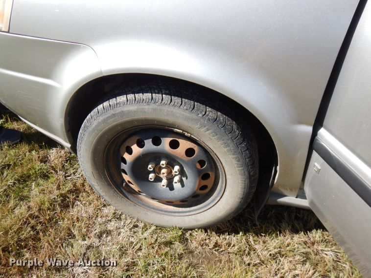 image for item FR9129 2006 Chevrolet Uplander LS  van