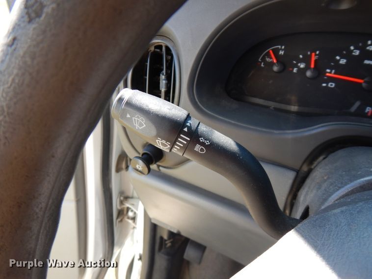 image for item FR9130 2007 Ford Econoline E450  shuttle bus