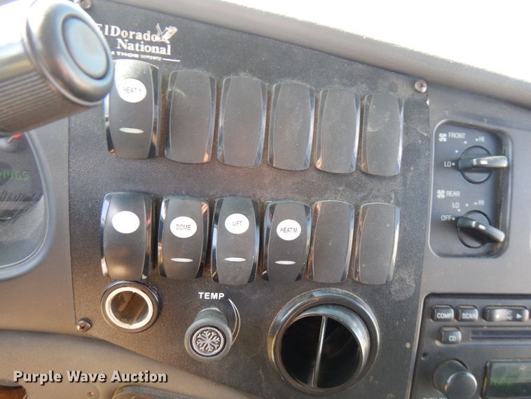 image for item FR9130 2007 Ford Econoline E450  shuttle bus