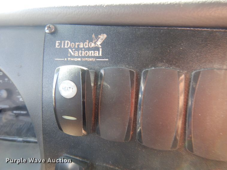 image for item FR9130 2007 Ford Econoline E450  shuttle bus