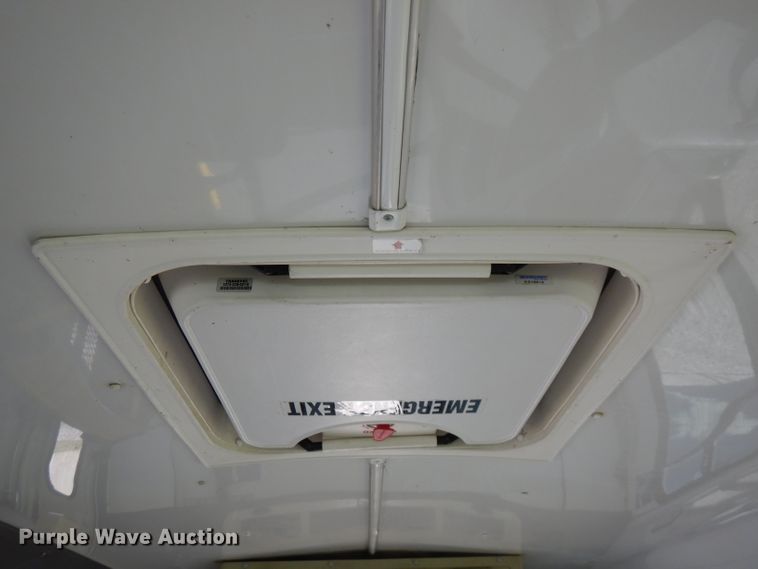 image for item FR9130 2007 Ford Econoline E450  shuttle bus