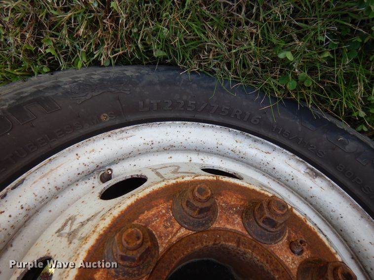 image for item FR9130 2007 Ford Econoline E450  shuttle bus